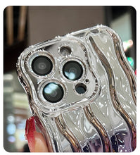 Carregar imagem no visualizador da galeria, Gradient Pattern Electroplating Fashionable iPhone Case