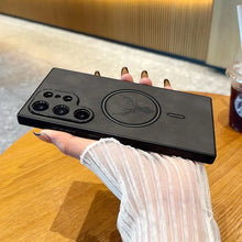 Load image into Gallery viewer, Luxury For Magnetic Wireless Charging Leather Phone Case For Samsung Galaxy S24 S23 S22 S21 Plus Ultra Cover Elk Deer Shell