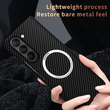 Lade das Bild in den Galerie-Viewer, Luxurious Carbon Fiber Shockproof Galaxy Z Fold Phone Case
