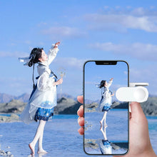 Load image into Gallery viewer, Smartphone Camera Mirror Reflection Clip Kit For All Phone Models Perfect Tool For Photographers
