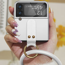 Carregar imagem no visualizador da galeria, Galaxy Z Flip4 Flip3 5G Silicone Band Phone Case with Screen Protector
