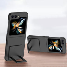 Carregar imagem no visualizador da galeria, Samsung Galaxy Z Flip5 Case with hidden Stand
