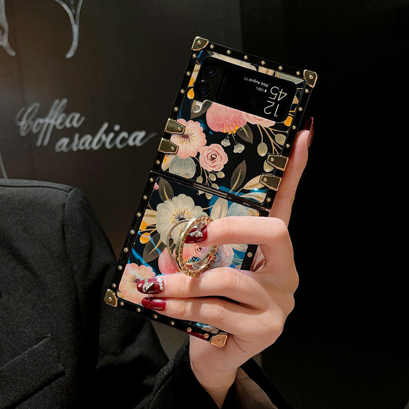 Stylish French Style Flower Ring Phone Case for Samsung Galaxy Z Flip4 Flip3 5G pphonecover