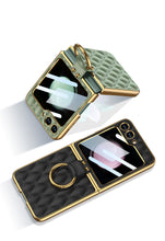 Carregar imagem no visualizador da galeria, Luxury Argyle Leather Phone Case with Ring and Front Screen Protector For Samsung Galaxy Z Flip5
