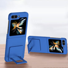 Carregar imagem no visualizador da galeria, Samsung Galaxy Z Flip5 Case with hidden Stand
